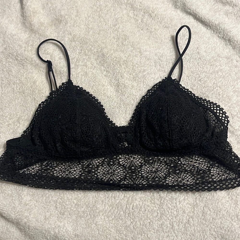 Victoria’s Secret sexy lace bralette